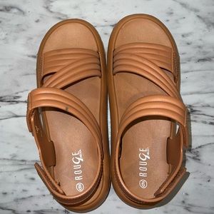 Women’s sandals